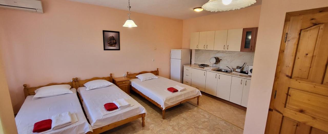 Amfora Guest House 비알라 외부 사진