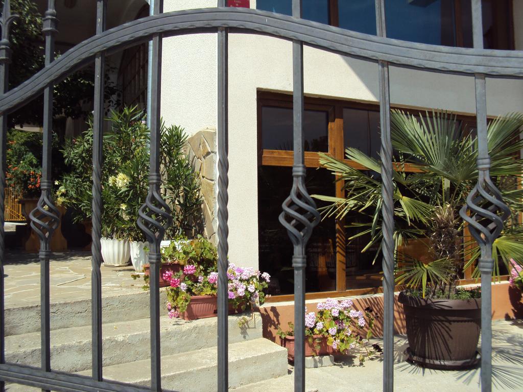 Amfora Guest House 비알라 외부 사진